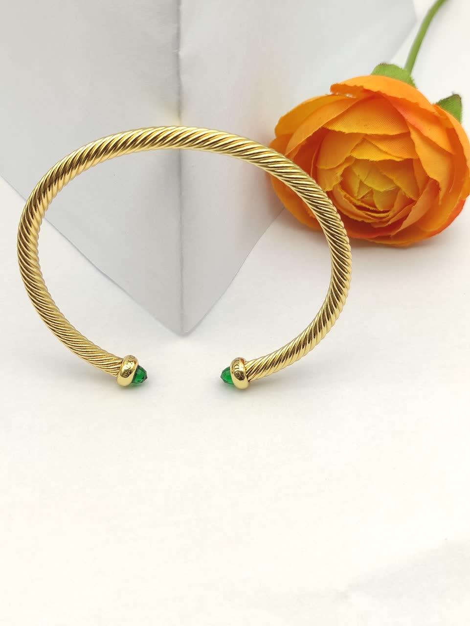 David Yurman Dolce & Gabbana Gold Tone Emerald Crystal Snake Bracelet